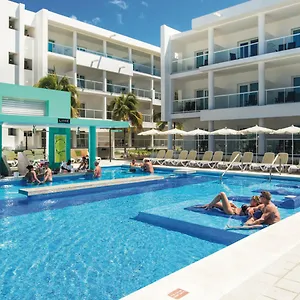 https://riu-palace-jamaica-montego-bay.comcaribbean.com