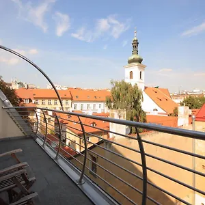 Hotel apartamentowy La Familia, Praga